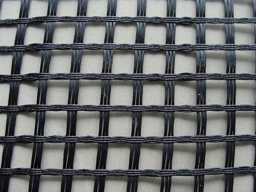 钢塑格栅加强筋半刚性基层原材料开展弯拉、疲劳测试(土工格栅的技术研究方法是什么)